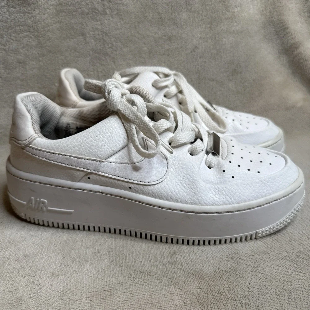 Nike Air Force 1 Sage AR5339-100 Triple White Low Top Women's Sneaker Size 6.5